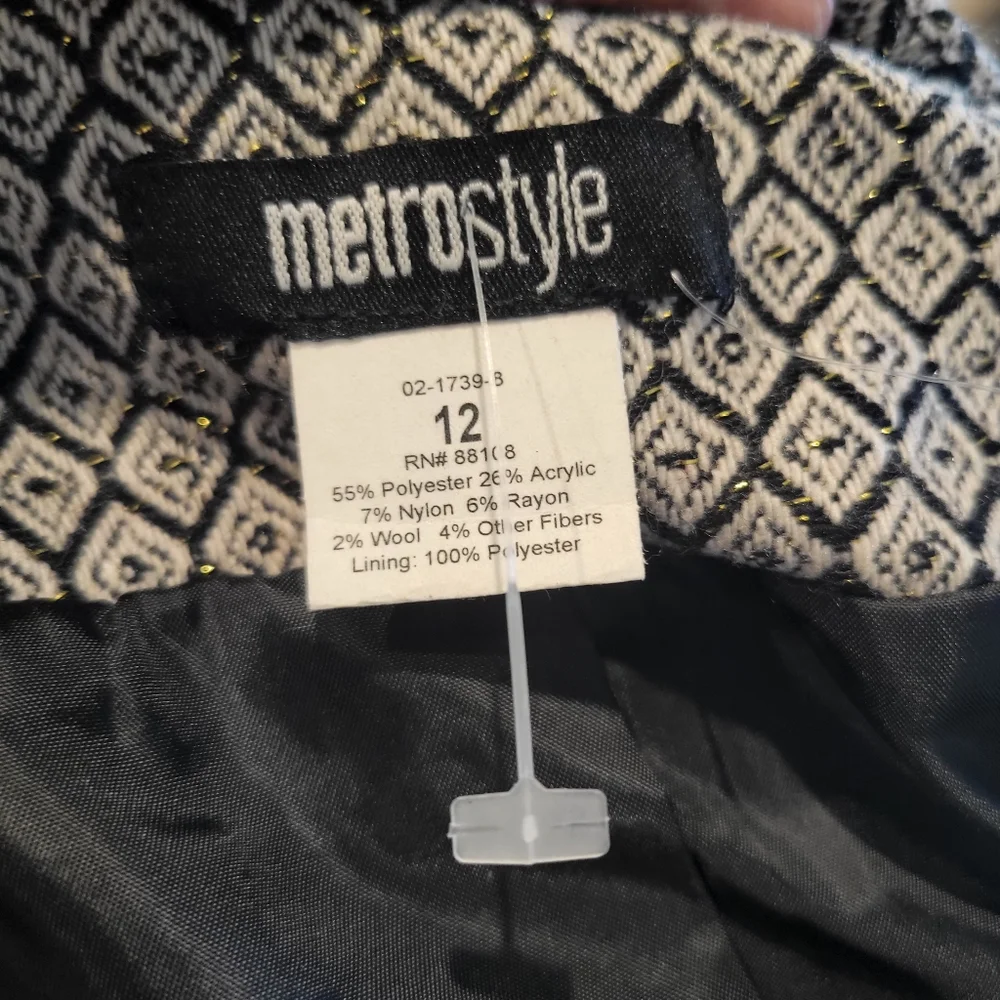 WOMEN'S GREY AND BLACK METRO STYLE SKIRT SUIT SET SIZE 12 - Picture 15 of 16